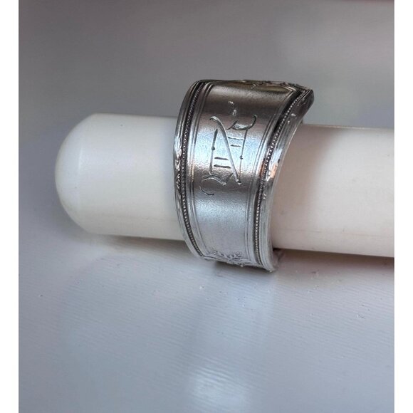 Handmade Antique Silver Plated Spoon Ring: Monogram “N” “Ancestral”, Size 10.5 - Picture 1 of 8